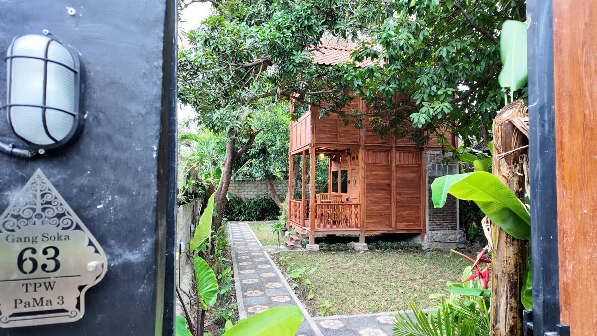 Vila Private Joglo In Heart Of Sanur Exteriér fotografie
