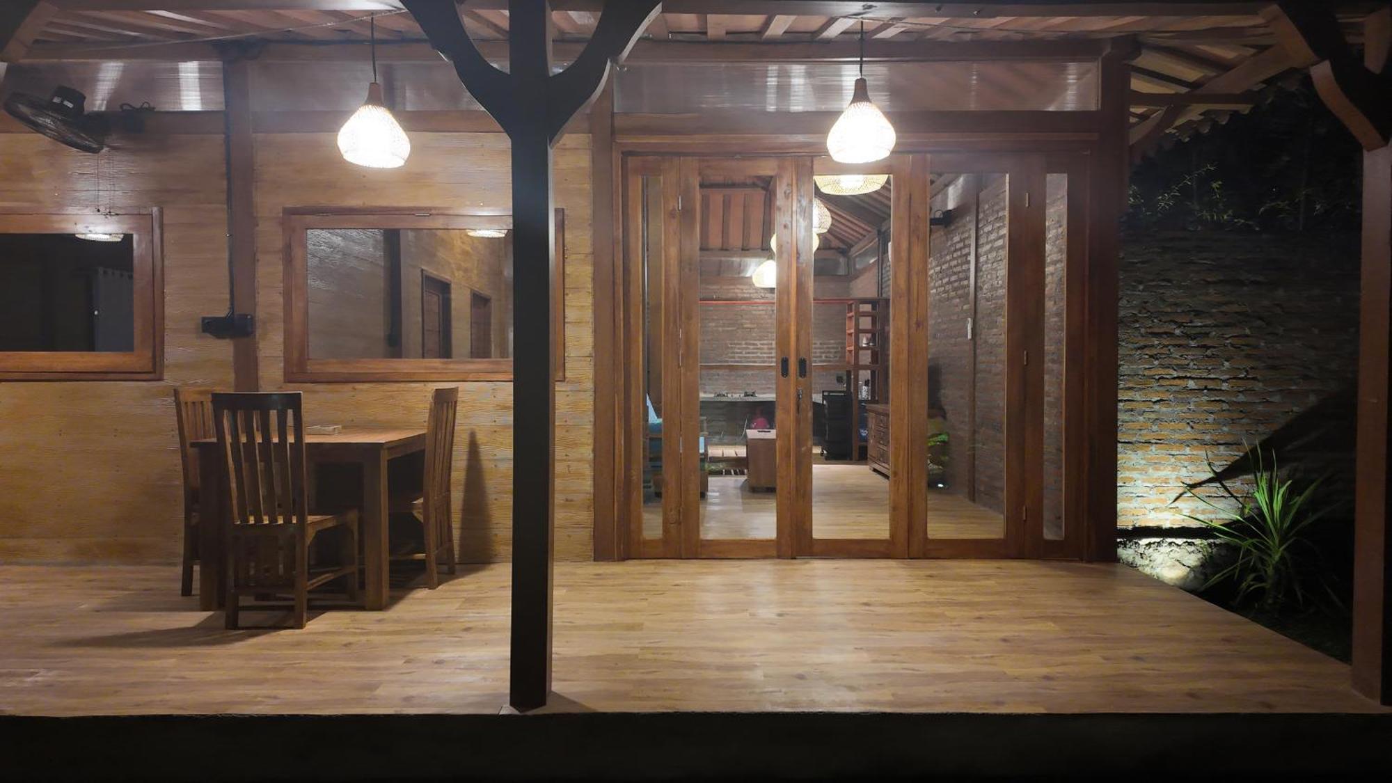 Vila Private Joglo In Heart Of Sanur Pokoj fotografie