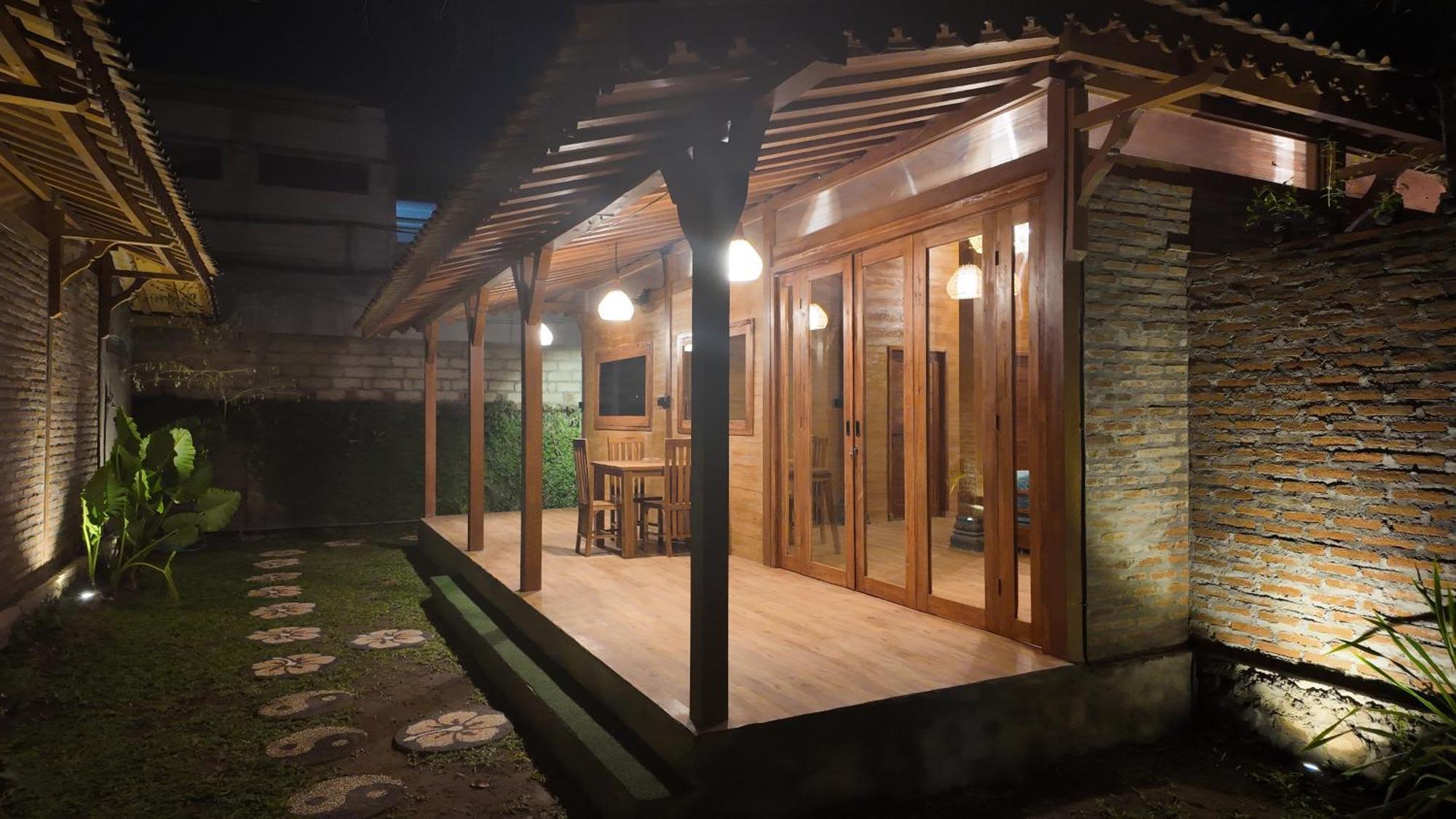 Vila Private Joglo In Heart Of Sanur Exteriér fotografie